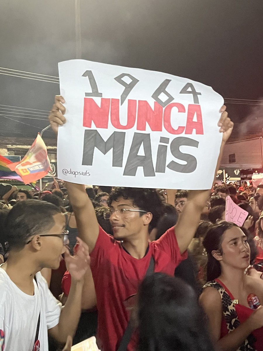 magtsforbrns's tweet photo. UFS!!!!!! https://t.co/qo9UvddKHg