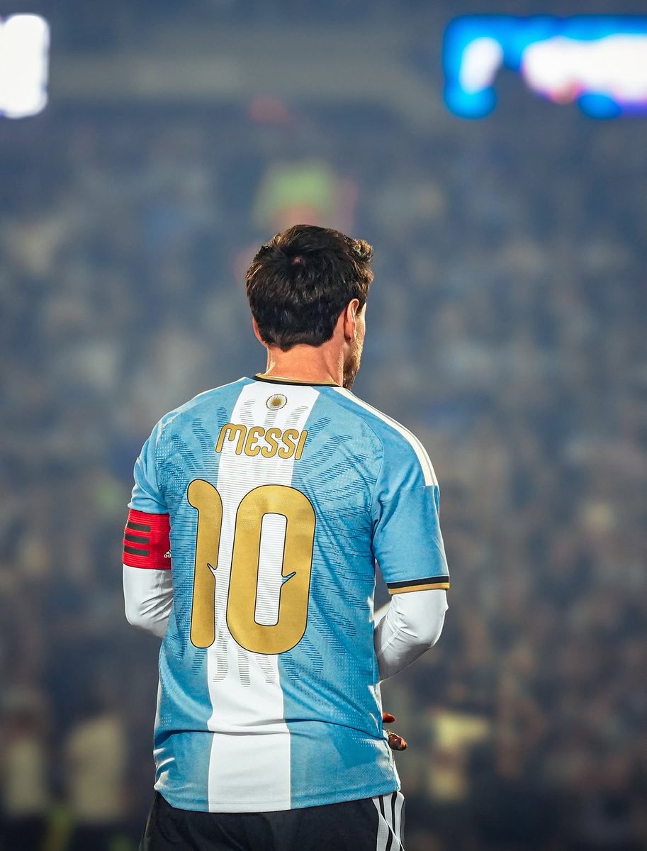 Messi10Total's tweet photo. Lionel Andrés Messi. https://t.co/iSzh6ZG86e