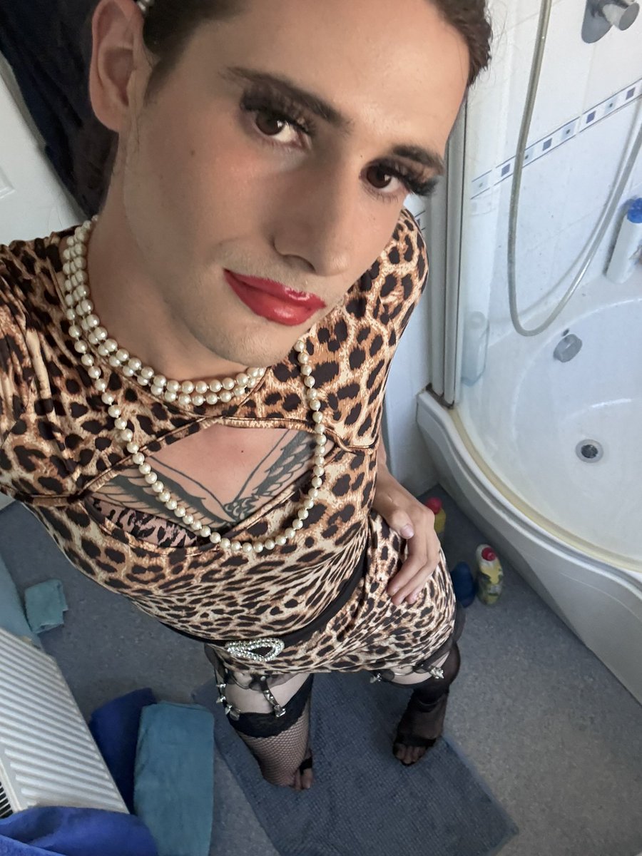 GODDESSOFEe8's tweet photo. Today @crvshbbyx  want some exposure @crvshbbyx  is another beautiful sissy who loves exposure and serving real men

Please remember to❤️and 🔄#sissy
#sissyexposed #exposed #cumdump #sissywhore

Please note all posts are made with knowledge and consent of the person concerned https://t.co/Mn5o2iu2YC