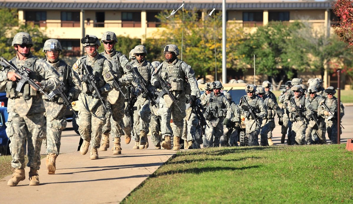 MeridianDspatch's tweet photo. Pentagon Says Fort Hood Shooter’s Execution Will Be Livestreamed

In 2009, Army psychiatrist Nidal Malik Hasan killed 13 people and wounded 32 in a shooting at Fort Hood, Texas. Convicted and sentenced to death in 2013, he is scheduled to be executed by firing squad on December 3, 2026. The Pentagon says the execution will be livestreamed, prompting debate over transparency and the ethics of broadcasting an execution. Hasan may still seek legal review that could delay the execution.
From the Associated Press