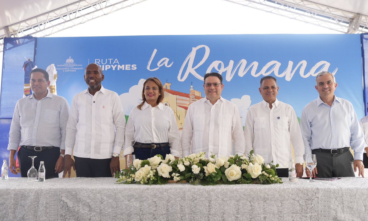 MIC_RD's tweet photo. La Ruta Mipymes continúa acercando soluciones a cada territorio, fortaleciendo a quienes apuestan por emprender, producir y generar empleos desde sus comunidades. Porque cuando una mipyme avanza, también avanza el país.

#MICM #RutaMipymes #LaRomana #Mipymesrd #Emprendimiento https://t.co/K8bqH3KiPN