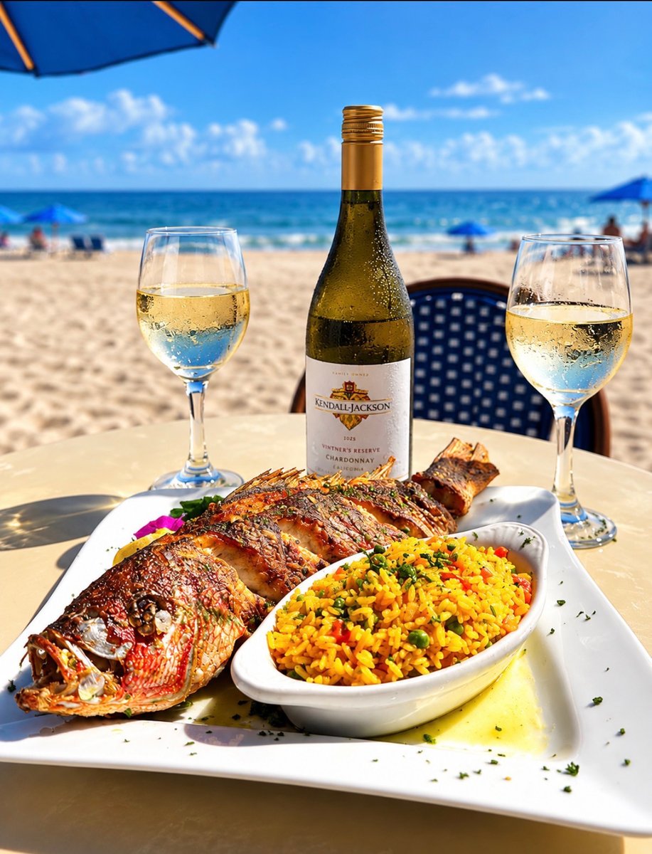 arubabeachcafe's tweet photo. It's a fabulous Friday for our delicious Fresh Catch of the day!! ๐บ Happy Hour tonight 4-7pm 50% off drinks at the bars. Live Music starts @4pm! ๐๐น๐๐ด #livemusic #whitewine #livemusic #7daysaweek #islandcocktails #freshseafood #lbts #arubabeachcafe https://t.co/YjY0dEEJy5
