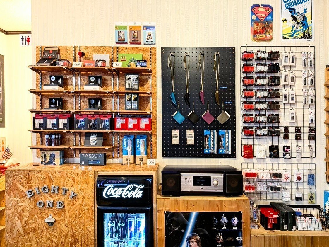 81sportdarts's tweet photo. PRO . SHOP . GYM

最小の品揃えで
最大のパフォーマンスを提供する
'81 SPORT DARTSのダーツグッズ🎯🗽

SHOP🛒
https://t.co/DDlzNp4HKz

EC📱
https://t.co/WaMj4486sx

栃木県那須塩原市上厚崎377-6
11:00-20:00
月・木曜日定休

enjoy SPORT DARTS !!! https://t.co/AQaLYBVFk0