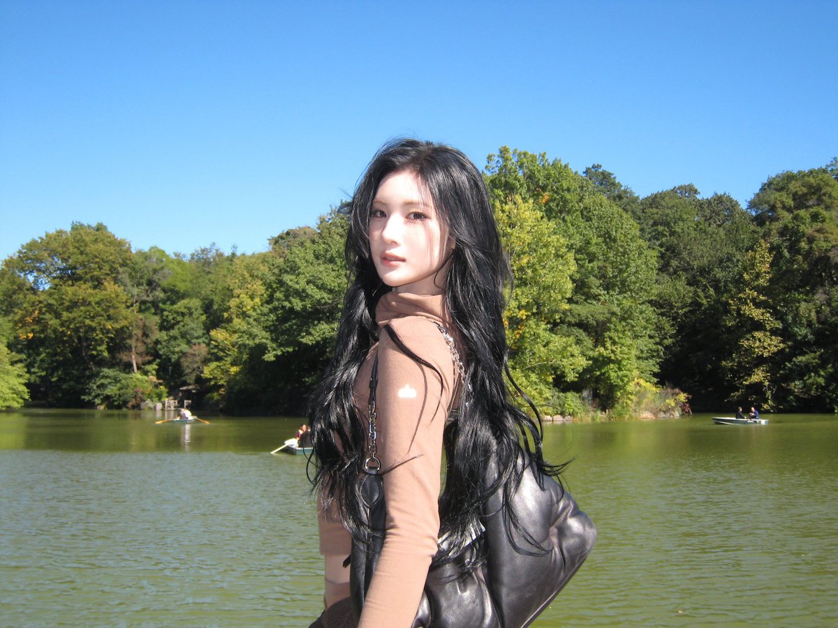 s2juunie's tweet photo. 김주은 뉴욕이 퍼컬이었슴 https://t.co/k8EwAbaIAL
