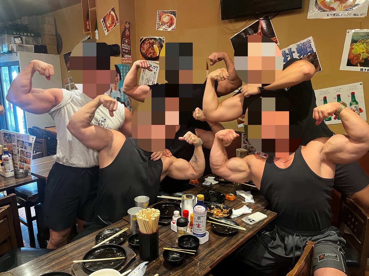 kazu090811's tweet photo. 筋肉たち https://t.co/a69wab0NQn