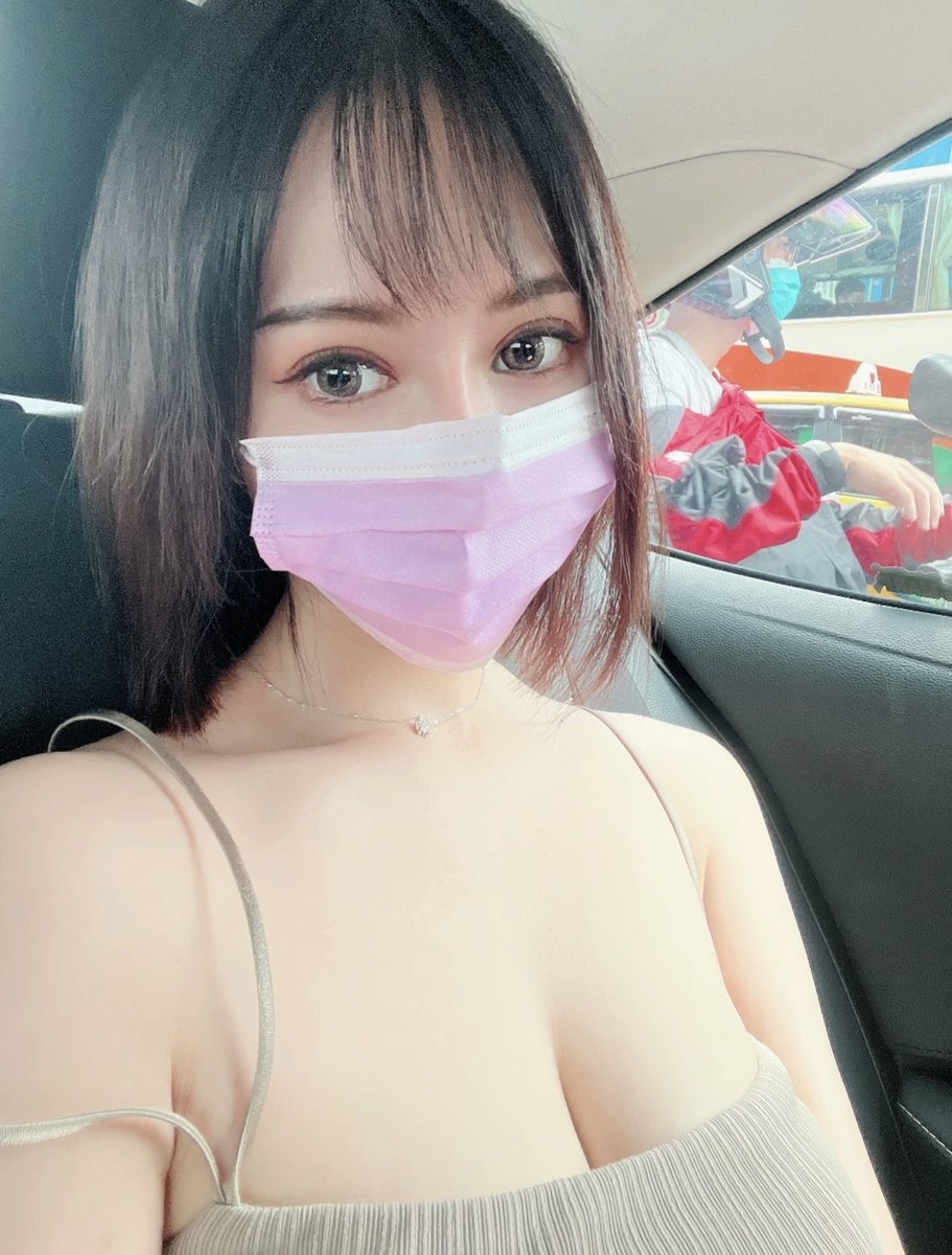 Alexdainty1's tweet photo. 人妻難道就沒有自己的生活方式了嗎？
我也想有個很廣的社交圈
不然在台灣這個地方真的很無聊
交友的可以滴滴，不看年紀，不看外貌
聊的來我們可以發展線下試試看哦
#台灣交友 #台灣社交 #台灣記錄生活 https://t.co/d7YhnAlFMs