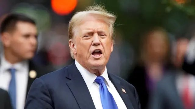 Tanakaseiji14's tweet photo. いいぞ！
トランプ！
さすがだ！

トランプ大統領、全50州で児童強姦犯と人身売買業者に死刑を求刑 https://t.co/qwYsj3iMTK