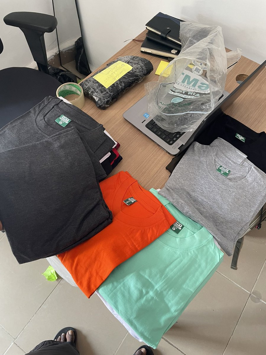 ONYEZEOGALANYA's tweet photo. 😂 MY PEOPLE, WHO IS READY TO LOOK FRESH WITHOUT DOING TOO MUCH? 👕🔥

Oya, come closer! Your next favourite T-shirt is waiting for you. 😎

You know that feeling when you wear something simple, look in the mirror, and say, “Ah! This guy is looking good o!” 😂🔥

That’s the vibe we’re bringing!
👕 Premium plain T-shirts 🎨 12 beautiful colours to choose from 📏 Sizes XL, 2XL, 3XL & 4XL 

No need to stress yourself looking for the perfect casual fit. We’ve got the colours, the sizes, and the style!

⚠️ But abeg, don't admire from afar o! 😂 Your favourite colour won't wait forever.

📩 Send us a DM now to order yours!
Simple fit. Premium feel. Fresh appearance. That's the vibe! 🔥👕