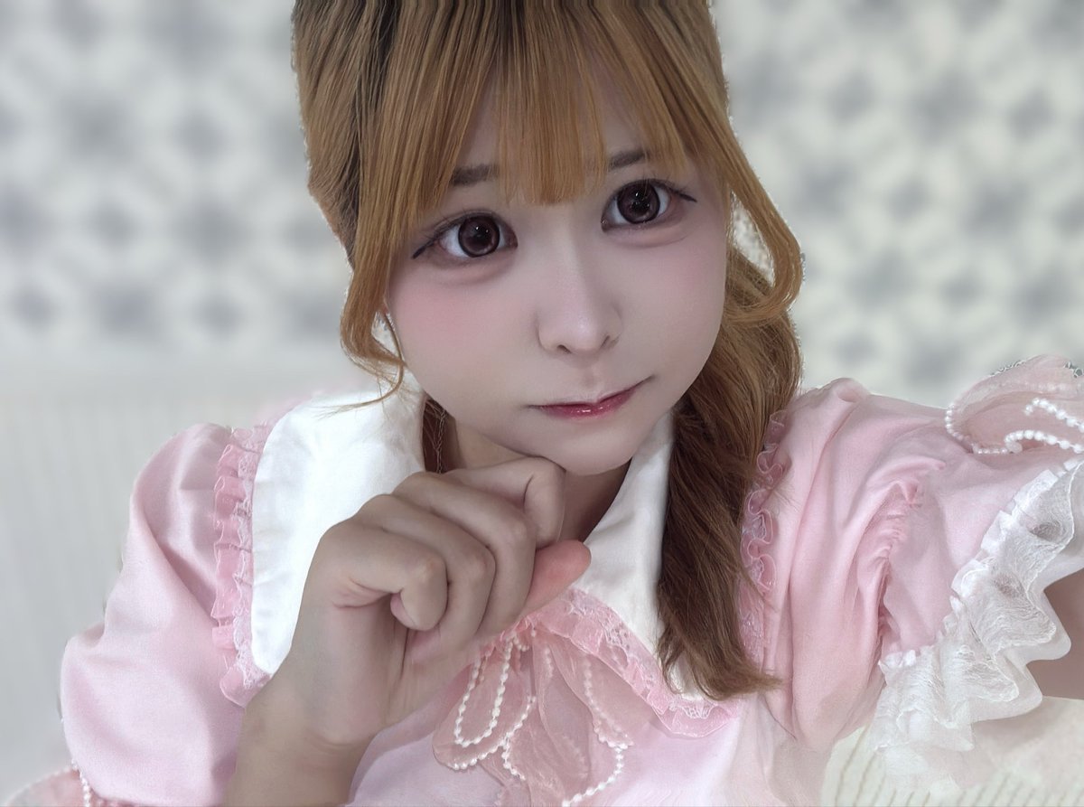 nyqw_x's tweet photo. ログインです🩷♩

 #三ノ宮コンカフェ #コンカフェ  #いいね返し #自撮り界隈 https://t.co/V5HvhKfsxY