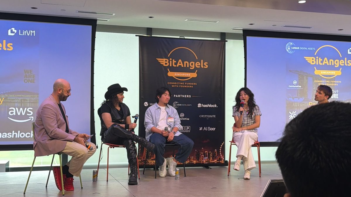 CryptoniteUae's tweet photo. Happening Now - 

@BitAngels Singapore - Connecting Funders with Founders #Token2049 Singapore Edition. 

Event Link- https://t.co/DygOyaoRaT

 @aiseerco @Hashlock_ @awscloud @motiontrademm @CoinMarketCap @LitecoinVM @CryptoniteUae @hellominds_

 #TokenWeek #bitangels #Token2049Singapore