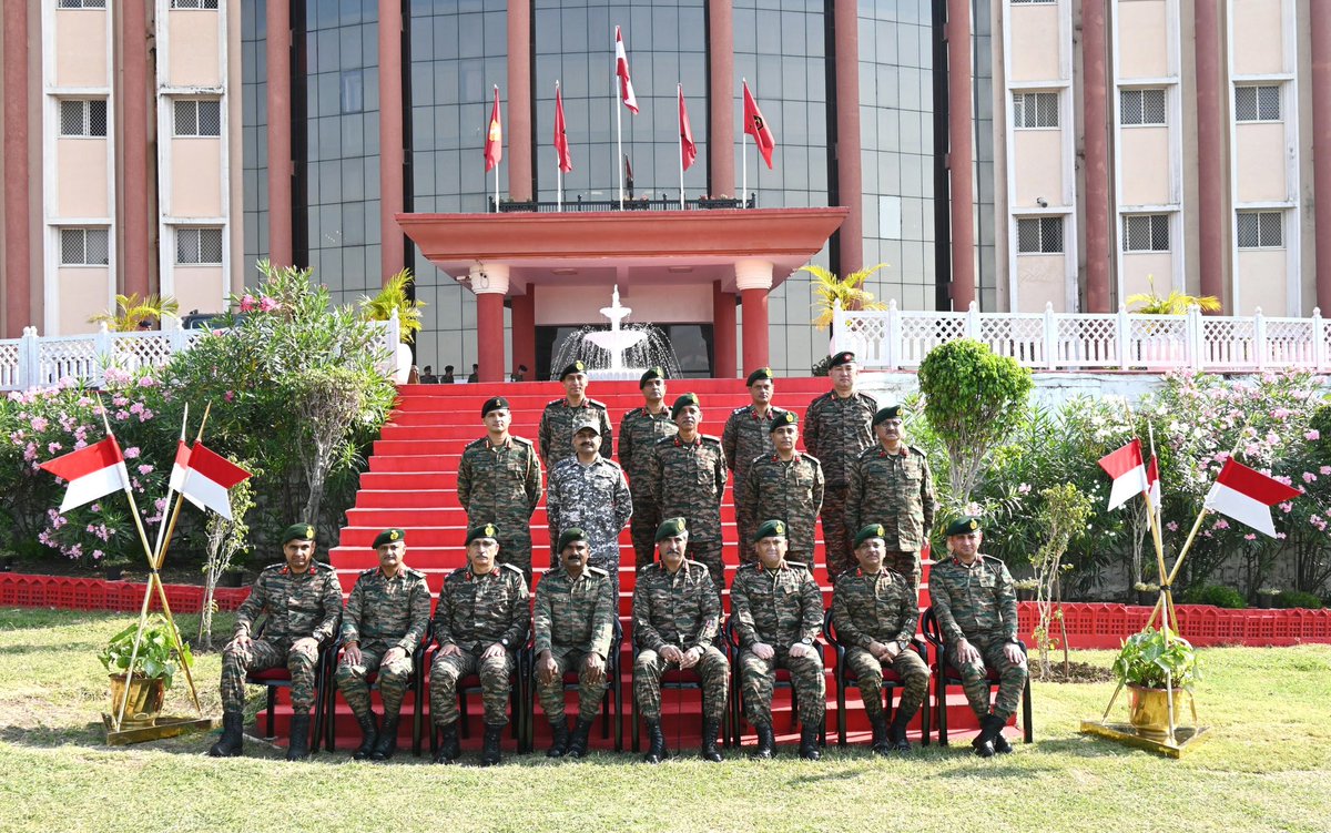 IaSouthern's tweet photo. #CapabilityEnhancement | Technology, Integration and Readiness

Lt Gen Rajesh Pushkar, AVSM, VSM, #ArmyCommander, #SouthernCommand, visited #Bhopal Military Station and reviewed the operational readiness, technology infusion and administrative initiatives of #SudarshanChakraCorps.

During his visit to Headquarters PMP Sub Area, he reviewed the Drone Ecosystem developed in collaboration with the Indian Institute of Science Education and Research (#IISER), Bhopal, along with initiatives advancing Military-Civil Integration with the State Administration.

The Army Commander emphasised professional excellence, operational agility and rapid technology absorption as key enablers of a future-ready force.

#IndianArmy
#JAIseVIJAY
#OperationalReadiness 
#FutureReady
@adgpi 
@PRODefPune