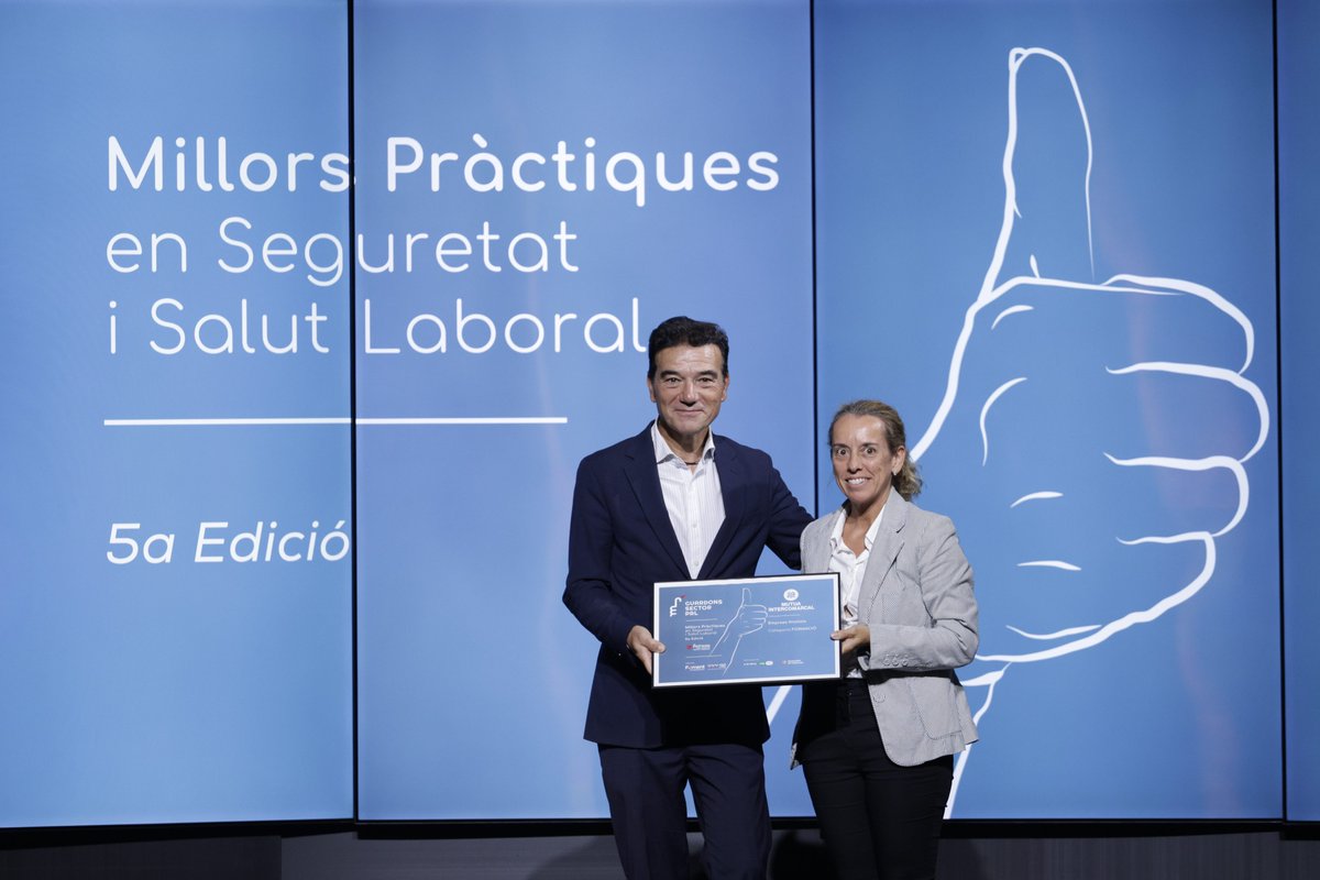 Intercomarcal's tweet photo. El Proyecto ARES de Mutua Intercomarcal, finalista en la categoría de Formación de los "Guardons a les Millors Pràctiques del Sector de la Prevenció de Riscos Laborals", organizados por @FomentTreball 👏

¡Enhorabuena a todas las entidades premiadas y finalistas! https://t.co/RXV1UiVgtK