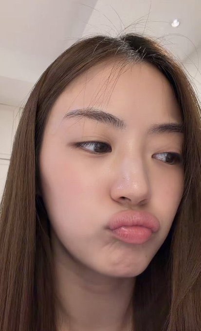 nongsoftieie's tweet photo. มุ้อ้วร🐽 https://t.co/HbjzqvZaQx