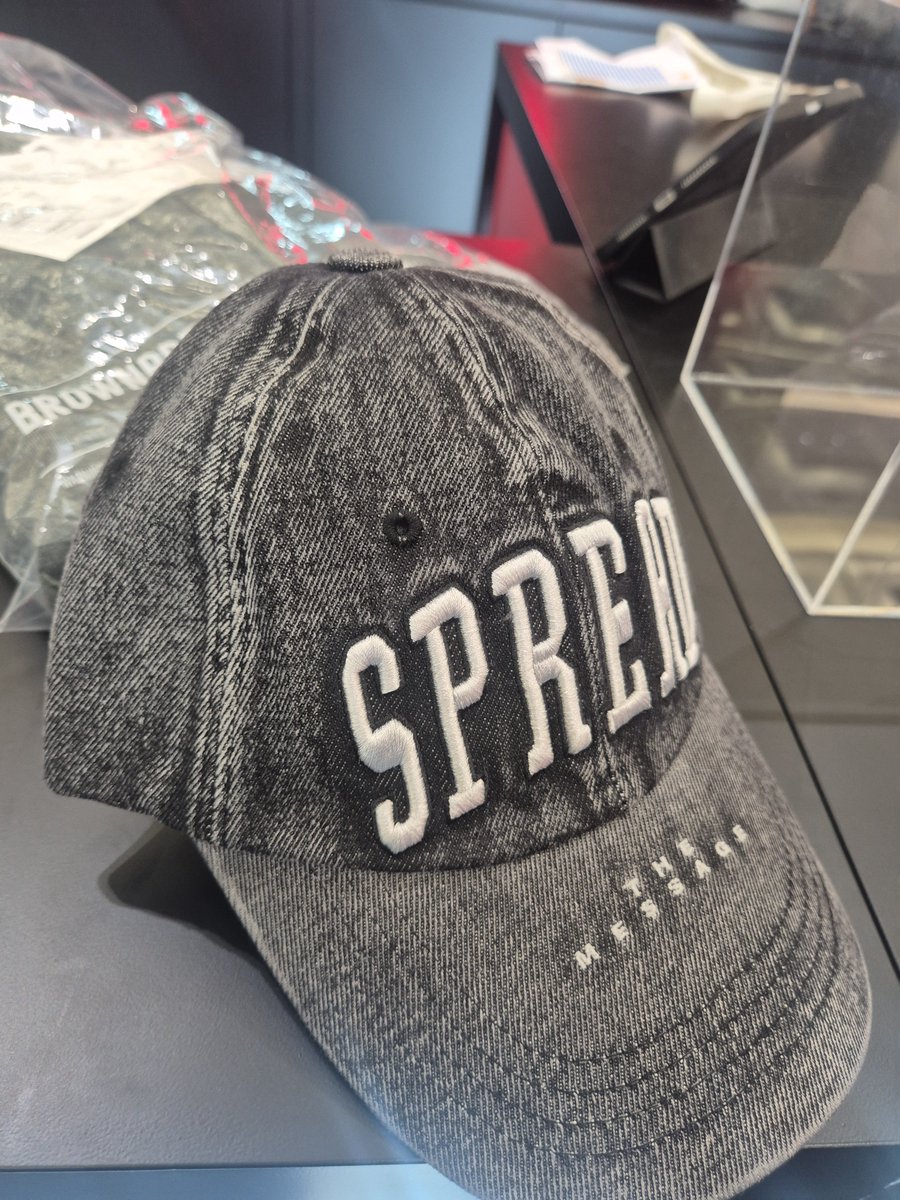 MEH_3333Q's tweet photo. 브라운브레스 브라운 브레스 WASHING DENIM BALL CAP 워싱 데님 볼캡 블랙

방금 판교 현대백화점 현장에서 새거 받았고 당일 발송가능합니다! 현장에서 복권 6등 포토카드세트와도 교환가능합니다

4.0 양도 https://t.co/s5zUIoWdiZ