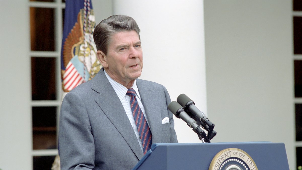 FreedomVoL's tweet photo. “Government is not the solution to our problem; government is the problem.”

— Ronald Reagan https://t.co/OPMkzXczB4