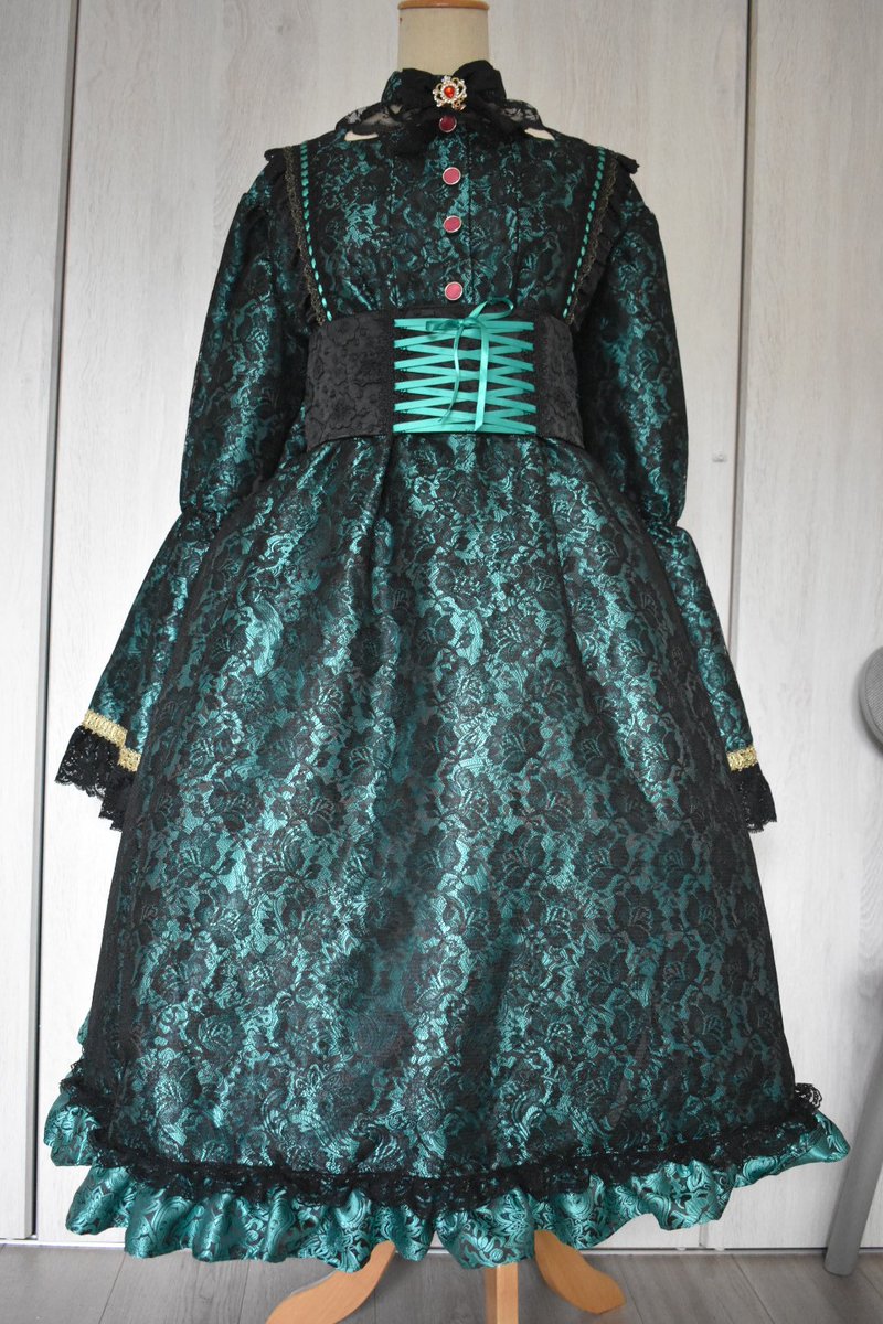 Nora_nezmi's tweet photo. https://t.co/D6hvrzQ9nB
ヤフオクに、もふもふ倶楽部様(@mofuCutelove )コラボの火焔猫燐のコスプレ衣装も出品させていただきました✨10月12日(月)20時56分終了です。よろしお願いいたします。
#東方Projectコスプレ 
#のらねずみのアトリエ
#もふもふ倶楽部
サイズは女性3L(男性Mもいける)です。 https://t.co/1DPrSME9lg