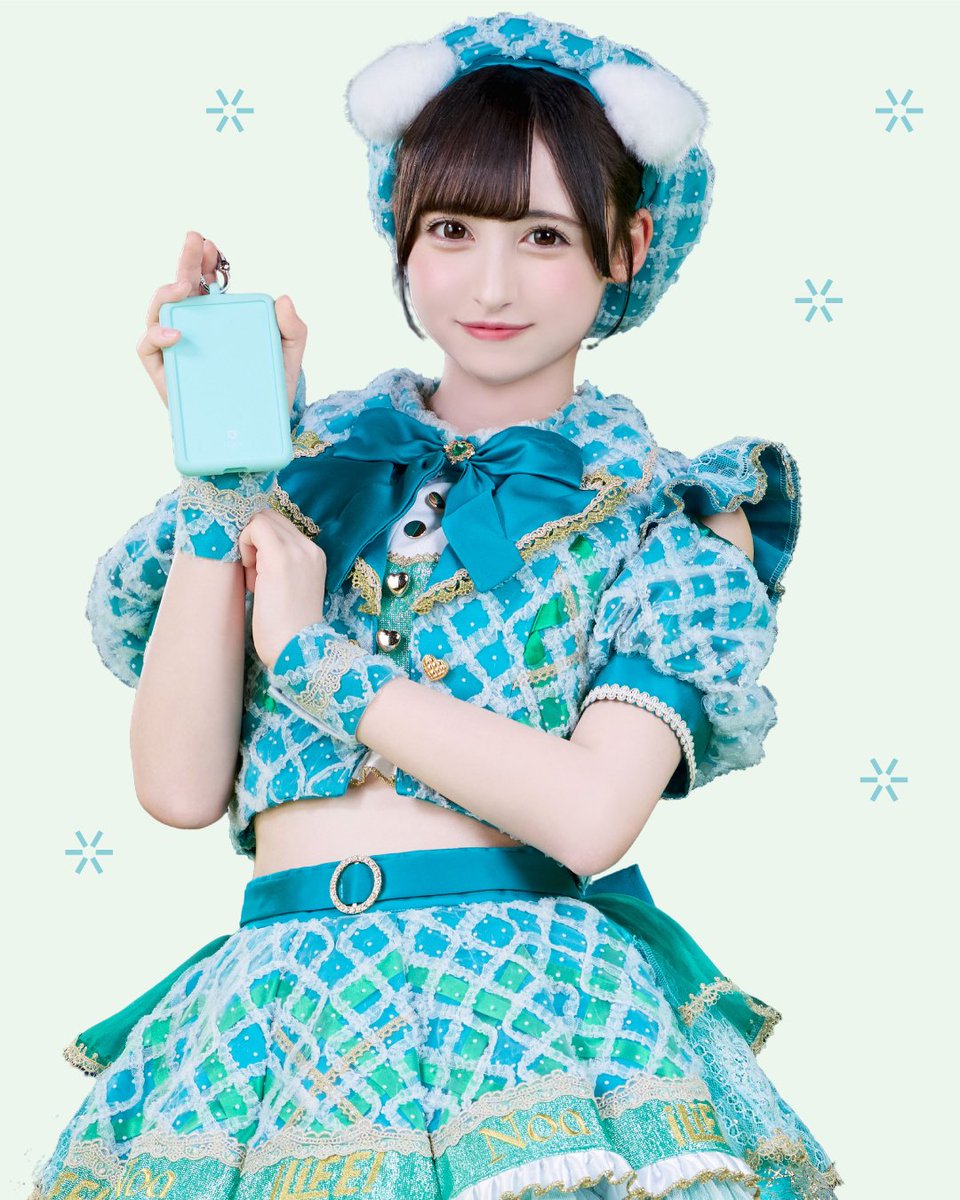 iface_jp's tweet photo. 若葉のあ(@iLiFE_wakaba)さんが紹介する “#SafePaq!”

♡担当カラー 緑色
♡製品カラー ペールグリーン
♡若葉のあさんからのメッセージ

「これまではモバイルバッテリーを鞄の中に隠してしまっていたのですが、カラフルで可愛いデザインだから、バッグの外につけておしゃれとしても楽しめて嬉しいです！」

ペールグリーンのSafePaqはこちら⇩
https://t.co/BsDAC45G1h

#iLiFE #iFace