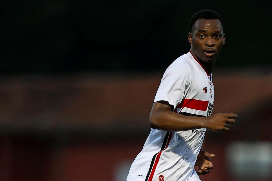 Marvin Ávila y el Sao Paulo clasifican a octavos en la Copa