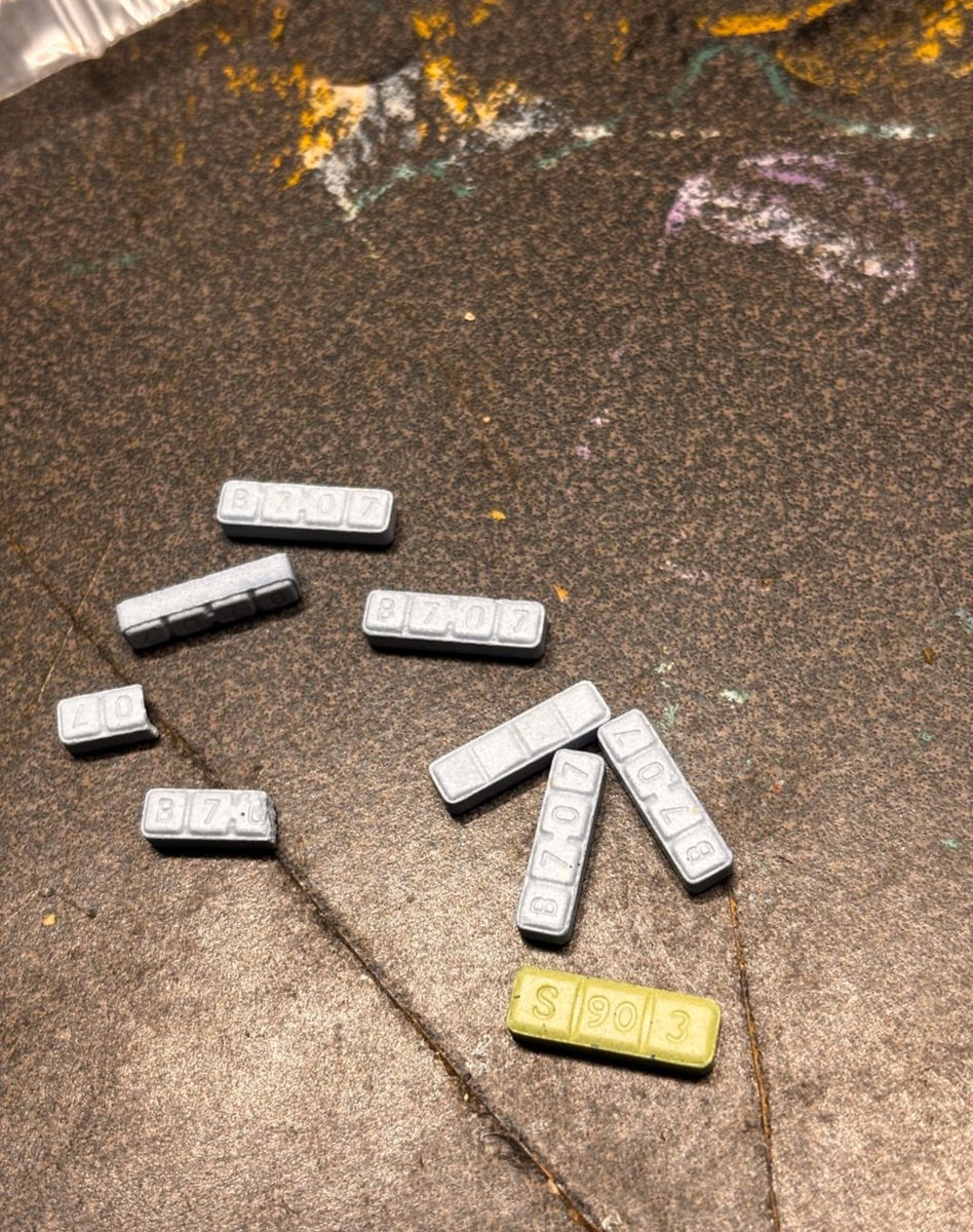 Henryjayddt's tweet photo. #fyp #xanax #drugtwt https://t.co/Tz11KNiBY1