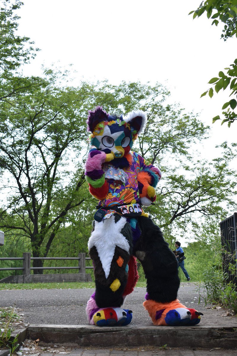 sparkledogkal's tweet photo. Here’s how to find me at AQUATIFUR:

DO:
✨Ask for photos
✨Talk about the Beatles
✨Dance with me
✨Ask for hugs
✨Ask for stickers
✨Boop my nose (gently though)
✨Draw up plans for world domination with me

DONT:
✨Touch me inappropriately 
✨Act inappropriately https://t.co/laULMZEESX
