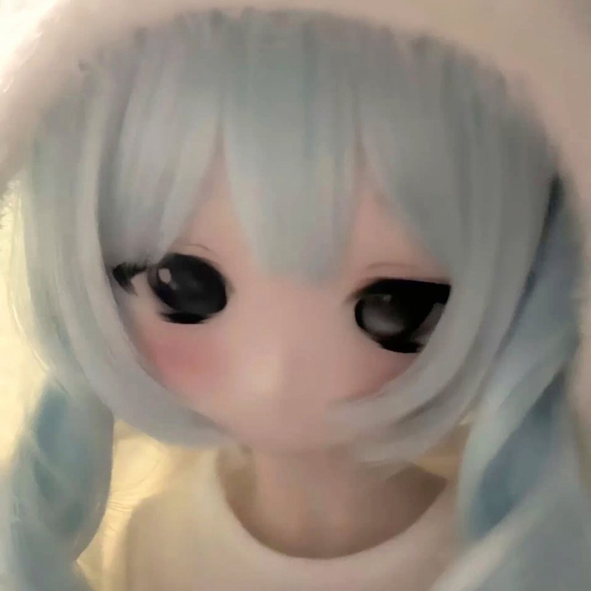 AzyoFra's tweet photo. あれもこれもと手を広げすぎると結局中途半端になって、大切なものを取りこぼしてしまう
何をやるかより何をやらないか
特にAIの仕組みづくりは、複雑にするほど管理や検証に時間を取られ、本来の目的を見失いやすい
今は足し算より引き算が必要な段階なのかもしれないね https://t.co/0Ei4JLsylJ