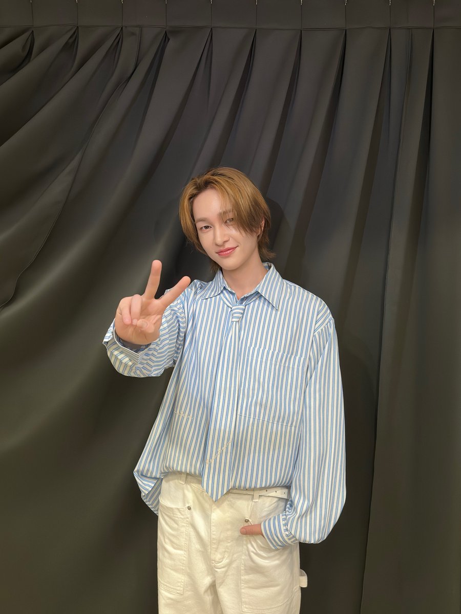 ONEW_GRIFFIN's tweet photo. 대만 찡구들 다음에 또 만나요🥹😭💕💞💓💗

#온유 #ONEW
#ONEWTHELIVE #ONEW_THE_LIVE_Q https://t.co/3E5w8NsMY6