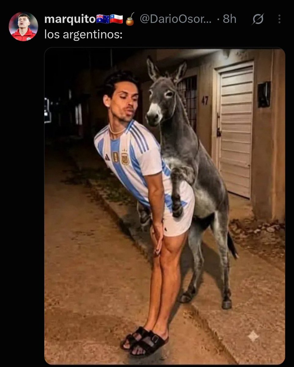 SIRRAMI's tweet photo. @JotaErredomado @AlejandroT36875 @furiageopolitic Argentino probando el burro !! https://t.co/y0wlls4VlR