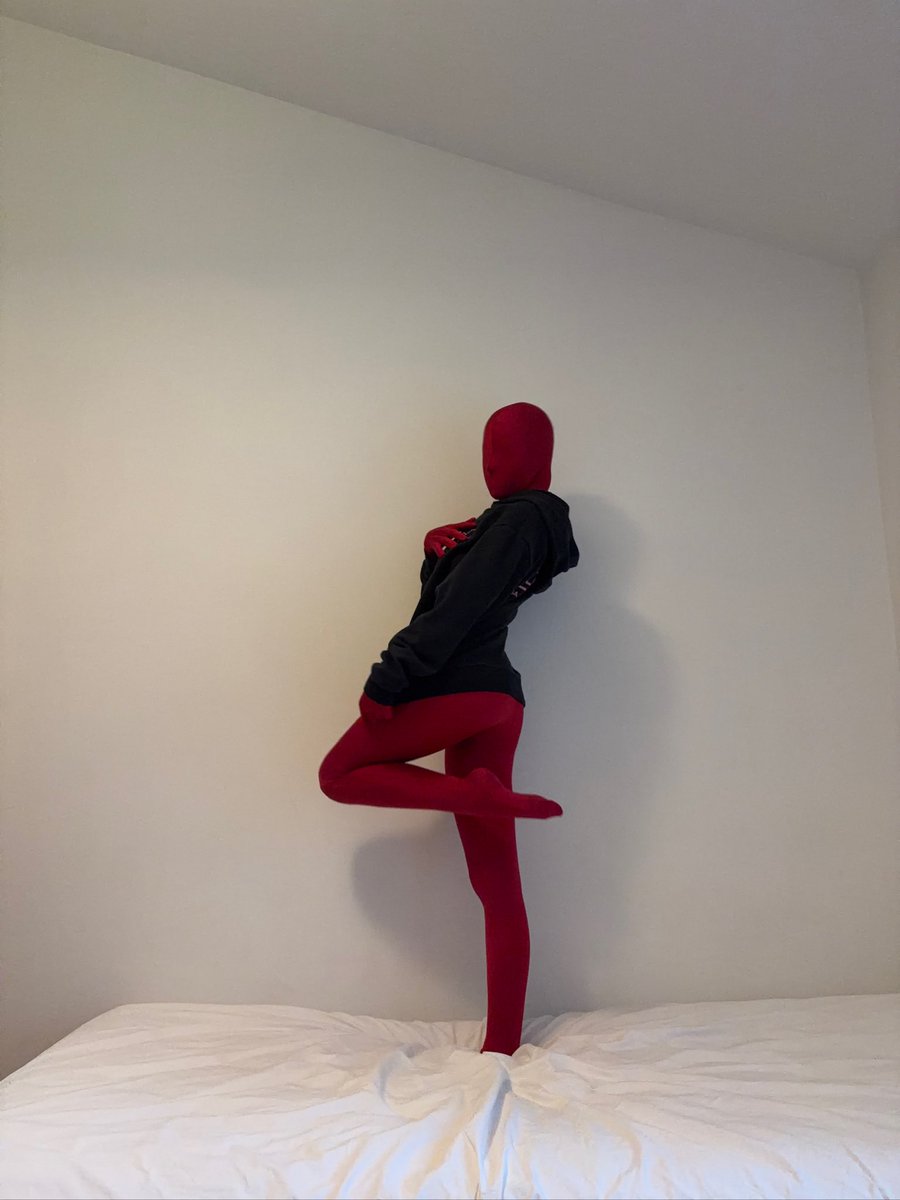 Cherryzent's tweet photo. #zentai #nylonfetısh #nylongurl #zentaigirl https://t.co/ahRbKtyRS2