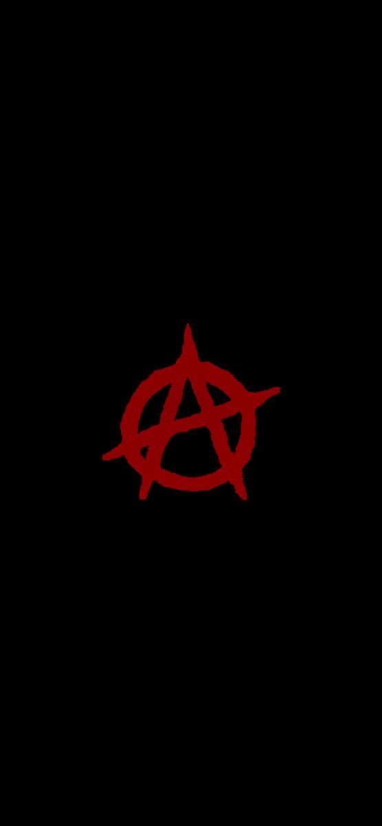 Geopolitik_2030's tweet photo. -Con perdón de la santa inquisición tuitera, pero:

¿ERES MORENISTA O… FASCISTA?

“Si no aceptas críticas al líder, eres fascista”

🧨No lo digo como insulto, sino como una consecuencia política. El fascismo no empieza con tanques en las calles ni con campos de concentración. Empieza mucho antes: cuando se declara que el líder encarna la voluntad del pueblo, que sus decisiones no se discuten y que quien lo cuestiona no es un ciudadano con otra opinión, sino un enemigo de la patria. En ese momento, la crítica deja de ser un derecho y se convierte en traición.

🧨La democracia parte de una idea sencilla: ningún ser humano es infalible. Por eso existen contrapesos, prensa libre, oposición, elecciones y derecho a la protesta. El líder no es un padre ni un mesías: es un servidor público, temporal y reemplazable. Si alguien no tolera que se critique a su líder, en realidad no está defendiendo una idea política; está defendiendo un culto. Y el culto al líder es el corazón del fascismo.

🧨El fascismo se reconoce por su lenguaje. Donde debería haber debate, impone silencio. Donde debería haber preguntas, impone consignas. Donde debería haber críticas, señala traidores. —“No dividas”, “no desestabilices”, “favoreces al enemigo”, “eres un vendido”: esas frases no buscan argumentar, buscan clausurar. Su objetivo no es convencer, sino humillar y callar. Quien las usa para proteger a su líder no está participando en política; está participando en la obediencia.

🧨No todo el que es autoritario es técnicamente fascista, pero todo fascista desprecia la crítica. Y quien, sin llamarse fascista, la desprecia, abre la puerta para que el fascismo entre. —Porque el fascismo no necesita que todos sean militantes convencidos; le basta con que muchos acepten mirar hacia otro lado, con que muchos repitan que “ahora no es momento de criticar”, con que muchos confundan al líder con la nación, al partido con el pueblo y a la obediencia con el patriotismo.

🧨Aceptar críticas no debilita a un líder ni a un país: los fortalece. La crítica es oxígeno. Sin ella solo queda la adulación, el miedo y, tarde o temprano, la violencia. Una sociedad que no puede criticar a su líder no es una sociedad libre; es una sociedad en silencio. Y el silencio, cuando se impone desde el poder, nunca es paz: es miedo organizado.

🧨Por eso hay que decirlo con claridad: si no aceptas críticas a tu líder, no estás defendiendo una causa. Estás defendiendo un culto. Y si para proteger ese culto estás dispuesto a llamar traidor a quien piensa distinto, ya no eres un ciudadano: eres un súbdito. Has adoptado la lógica del fascismo, aunque te incomode la palabra.