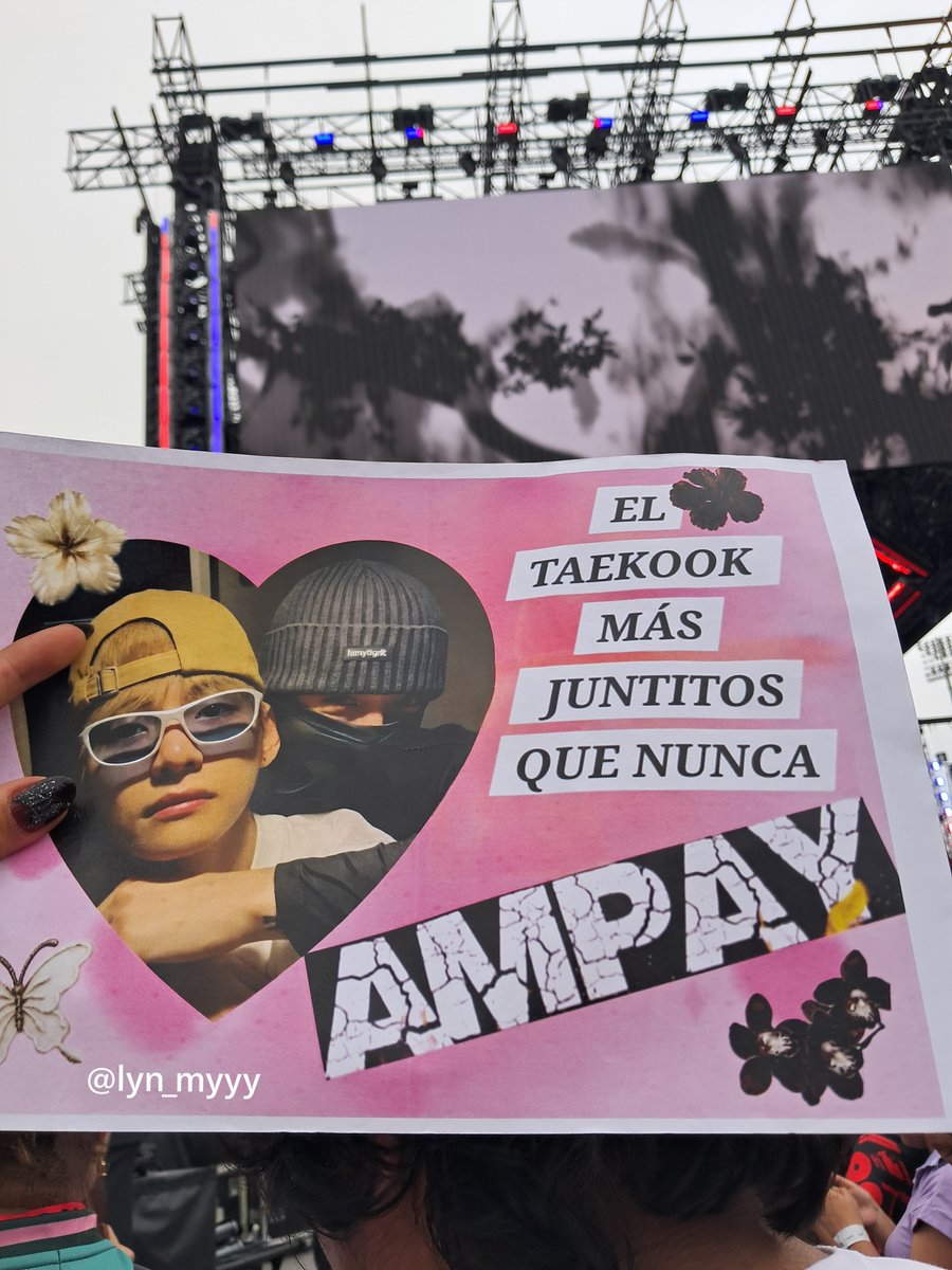 Heiel_MStar's tweet photo. Queria levantar um detalhe aqui, q a naturalidade q o sorriso surgiu, pq não foi um sorriso normal, foi um sorriso tímido, de quem realmente gostou
https://t.co/k6YGaZMxgw