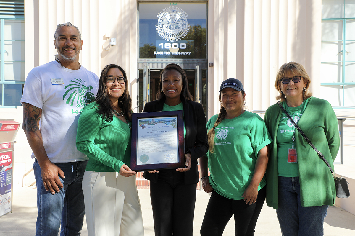 UCCESanDiego's tweet photo. UCCE San Diego celebrates National 4-H Week and the impact of 4-H in empowering youth to learn, lead, and thrive!

We’re honored to receive a proclamation from San Diego County and Supervisor Joel Anderson recognizing 4-H’s impact on our community.

#SanDiego4H #National4HWeek https://t.co/IQn06YExhH