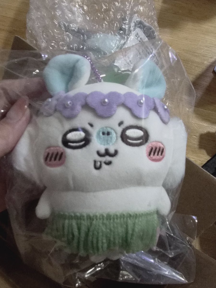Hambugi_monga's tweet photo. 너무.. 너무 소중해
박스도 졸기야 미틴거야? https://t.co/Pou3263dHu
