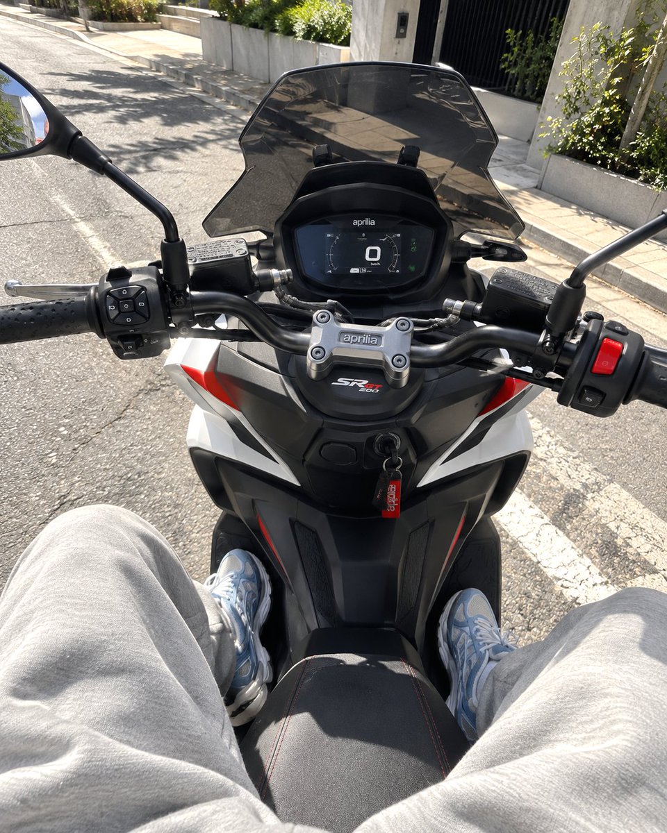 saya_26diary's tweet photo. ツイにいいねしたら、そのまま行きたくなった。
これから合羽橋。用事ないけど見てるだけでも楽しそう。

🏍️ Saw a post about Kappabashi and now I kinda wanna go. Heading there now. No plans, just wanna look around. https://t.co/mWcG2eNJyq