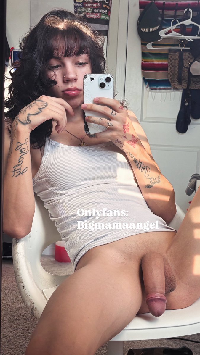 2sexyy69's tweet photo. HMU for content or FT link in bio for ALL exclusive content 😋🌟 #trans #tranny #hmu #content #nsfw #satx #atx #dtx #transgirl #hung #uncut #mexican #femboy https://t.co/83CIyCOn5A