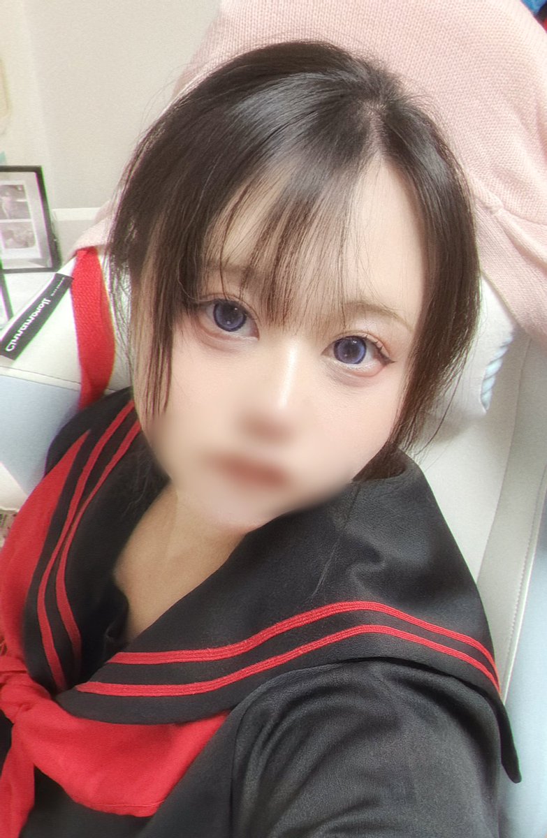 ositete_na's tweet photo. 美容室行ってくるよぉ
髪の毛ボサボサ許してぇ https://t.co/63cfkeLS7v