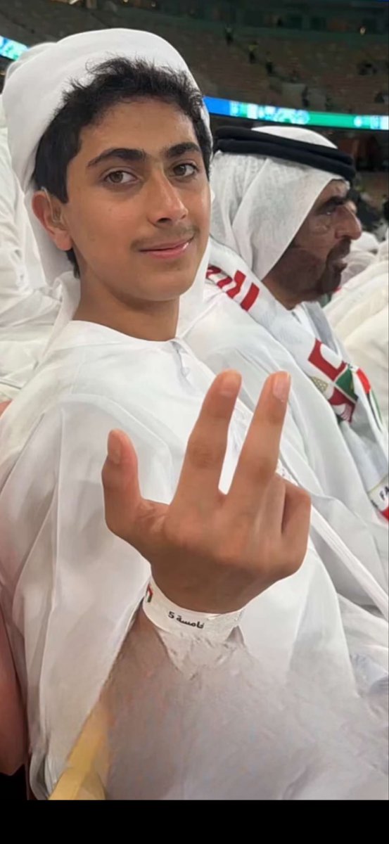 37784J's tweet photo. علي محمد المندوس .. فخر لكل إماراتي الله يحفظك حق اهلك يارب انت كفو و رجل و خل الكلاب تنبح ماعليك منهم ونحن كلنا خلفك و معاك🫡💜💜🇦🇪 https://t.co/0SVRvAlW8m
