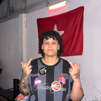 ihatebuxada's tweet photo. #NovaFotoDePerfil https://t.co/GNhXjXslxX