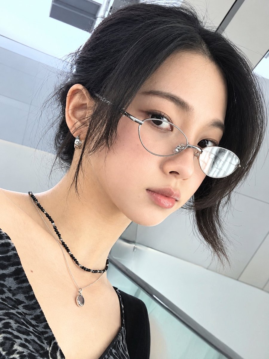 Jiminterna's tweet photo. Karina ♡ ultra hd
#Karina #카리나 
#에스파 #aespa https://t.co/f6ekXPqmpj