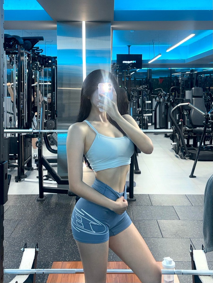 Sammy13972823's tweet photo. 운동끝!!! 이따 나랑 폰섹 하실분 DM주세요
#맘눌뎀 #몸매 https://t.co/hf5RJsr2I5