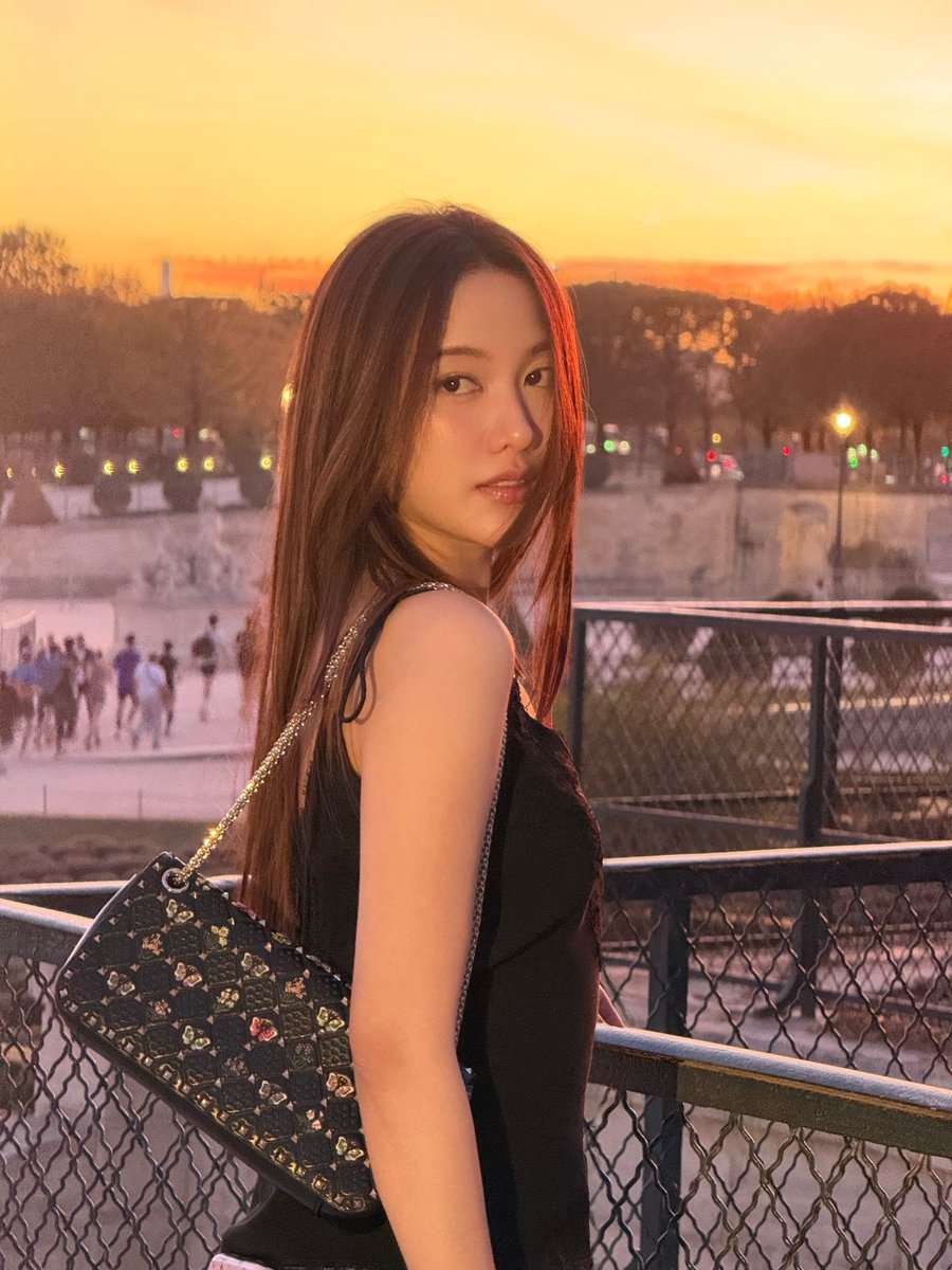 prn_rowan's tweet photo. ฉันชอบผู้หญิงสวย https://t.co/z9wFnNXwbc