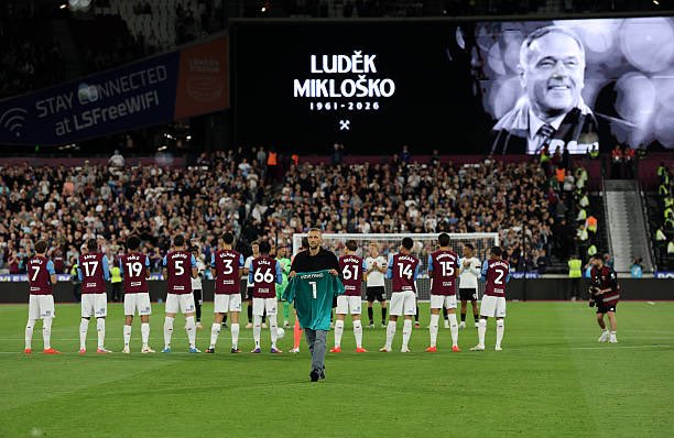 E13Events's tweet photo. Today is all about this man a legend and a gentleman ⚒
Rest easy big man you will never be forgotten at West Ham ⚒ https://t.co/fMs6tb4SQF