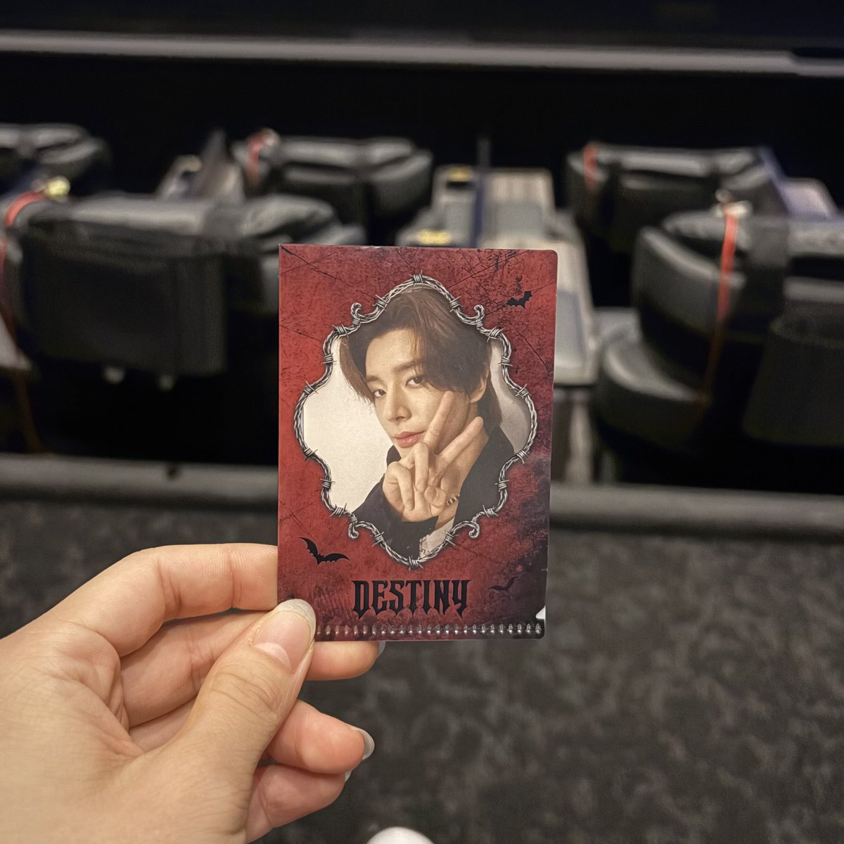 nknk_en_'s tweet photo. ENHYPEN VR CONCERT DESTINY トレカ 交換 特典

【譲】ジェイク

【求】ニキ

郵送または都内手渡し

お気軽にリプお願いいたします( .ˬ.)"

#ENHYPEN交換 https://t.co/q8j4m1eBHb