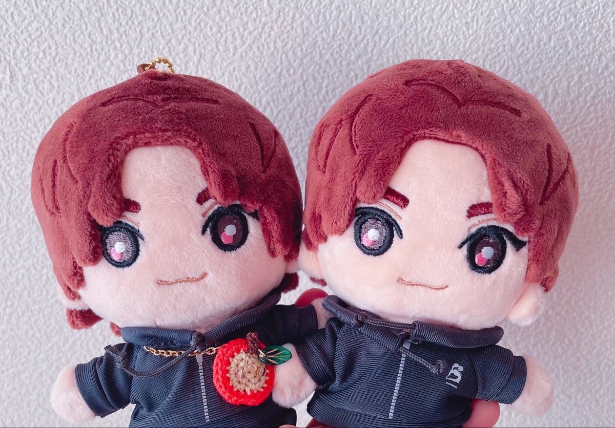 Umiorekuma's tweet photo. 今日来たきょもぬさん(右)、最初のきょもぬさん(左)と比べるとちょっと髪の毛短くて良き https://t.co/tvz6vQzWGa
