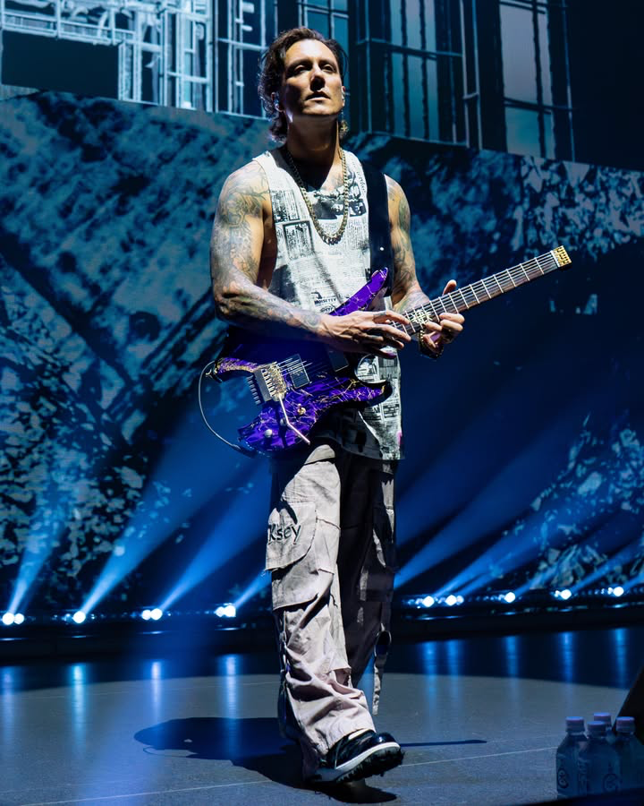 a7xjpn_2's tweet photo. SYN X PRZYM PANDORA HEADLESS 7-STRING GUITAR

Synyster GatesとPRZYMがコラボした
限定25本のハンドメイドギターが入手可能
価格は$8,499（134万円前後）

https://t.co/a0mGUV9TN9 https://t.co/p1K6wa2DMB