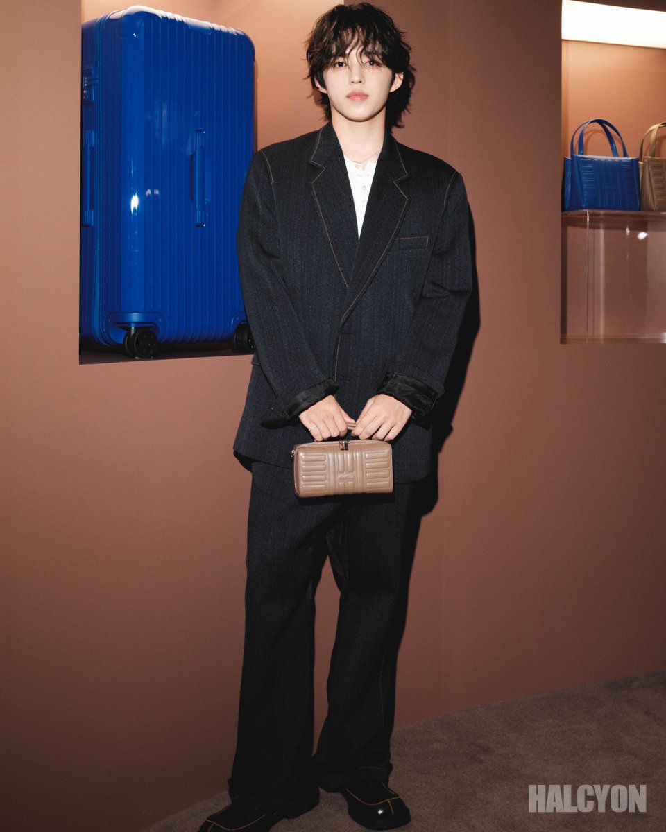 cscfolder's tweet photo. 261009 halycon.magazine ig update with s.coups at the rimowa event #에스쿱스 #SCOUPSxRIMOWA https://t.co/jvAs0sFCRt