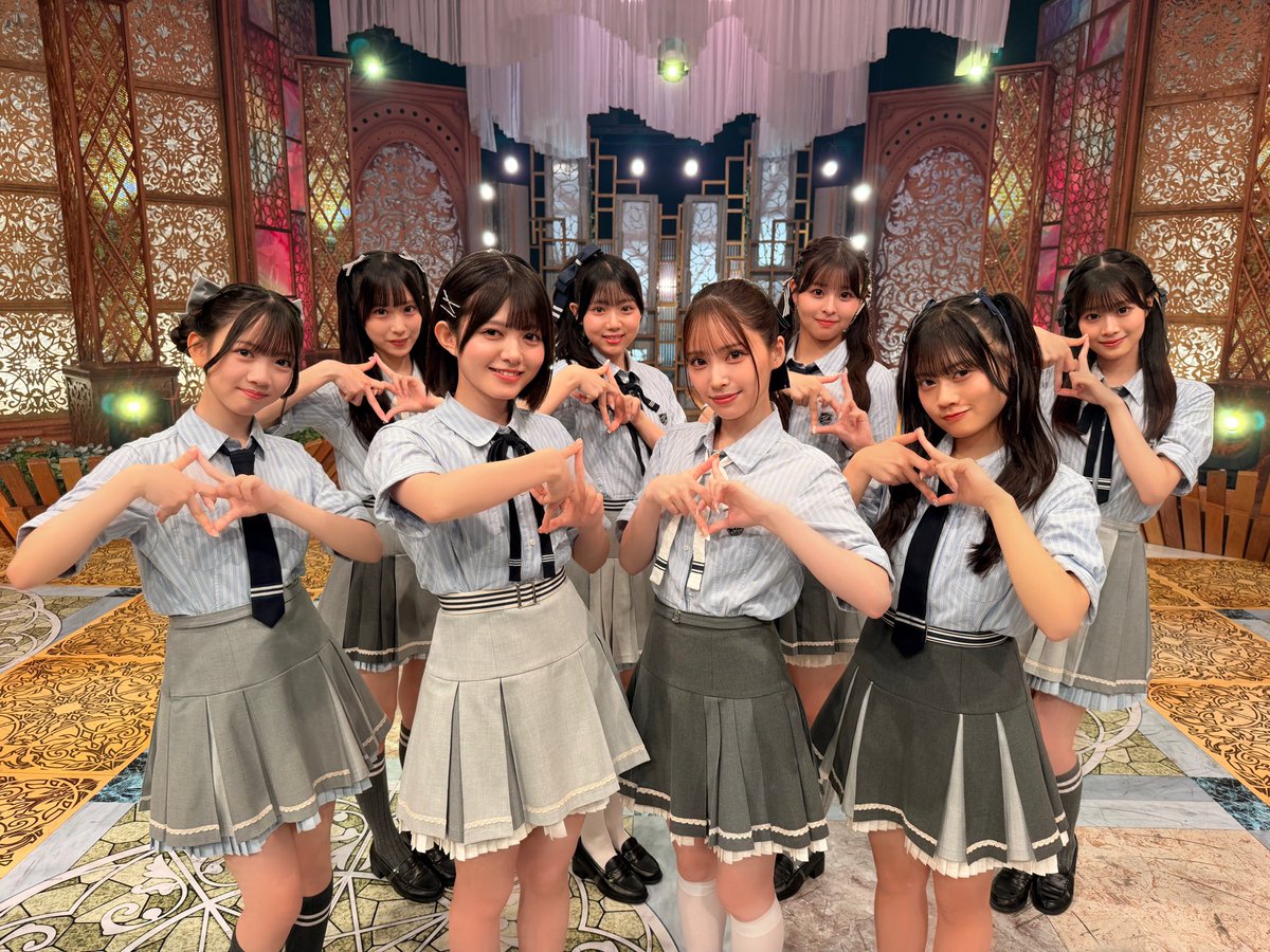 rege__official's tweet photo. ＼本日放送📺✨／

テレビ東京『歌のサンセット』に
RE-GEが出演いたします‼︎🙌🏻

🗓️放送日時
10月9日(金)17:30～17:55
https://t.co/yxAinH2WF6

『どこにいても絶対君を見つけるよ』をテレビ初披露します🌟
��ひリアルタイムでご覧ください！
お楽しみに🎤🌆

#REGE #リージェ #歌のサンセット https://t.co/AEYO1szNOE