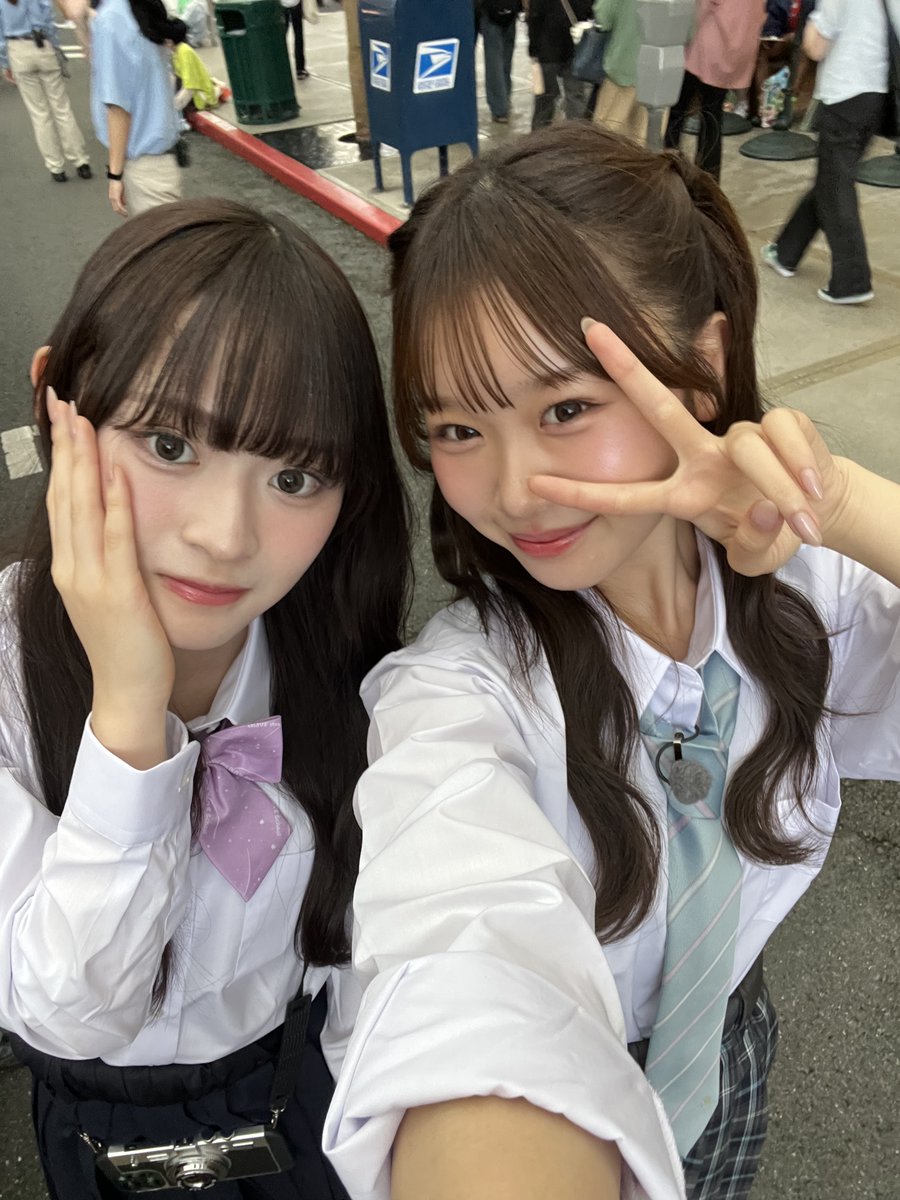 SejuJournal7's tweet photo. 制服ユニバ🧟👻🎃🖤

🎀YouTube
https://t.co/nsRbtNQ8oF
チャンネル登録もお願いします👻⭐

#今井環希
#紗和
#多田梨音
#時田音々
#PR #USJ #ユニハロ #ハロウィーンホラーナイト
#seju放課後じゃーなる 🪄✨💫 https://t.co/eHp4wJhYri