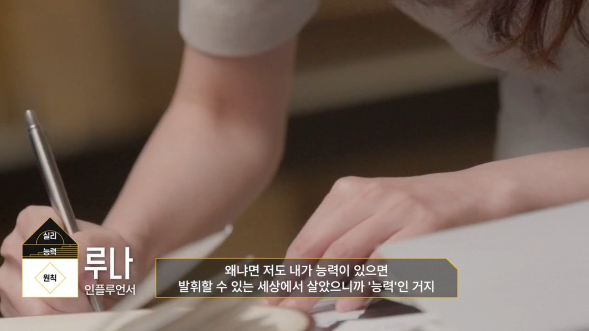 __ahpuhpuh's tweet photo. 이것 때문에 더커뮤 본 것 같다. https://t.co/SNdbc8e03k