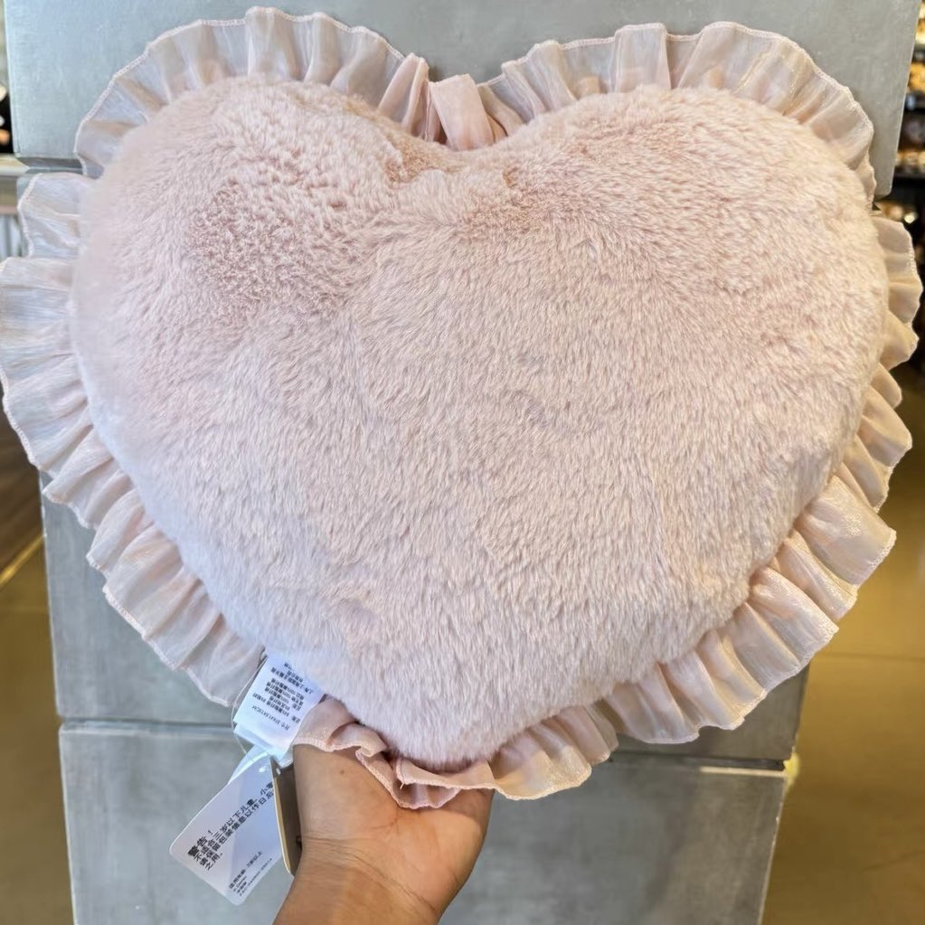 sugarplumws's tweet photo. (Preorder) หมอน duffy and friends

🎀 SALE 690฿ (ปกติ 1490฿)

💒 รับมัดจำ, รับผ่อน
🏰 รอประมาณ 2-3 weeks นะค้าบ
🧜🏻‍♀️ สอบถาม/สั่งซื้อ dm @sugarplumws 

#ตลาดนัดdisney #ตลาดนัดduffy #ตลาดนัดsanrio #duffyandfriends 
#ตลาดนัดดิสนีย์ https://t.co/KBK6LljRPh