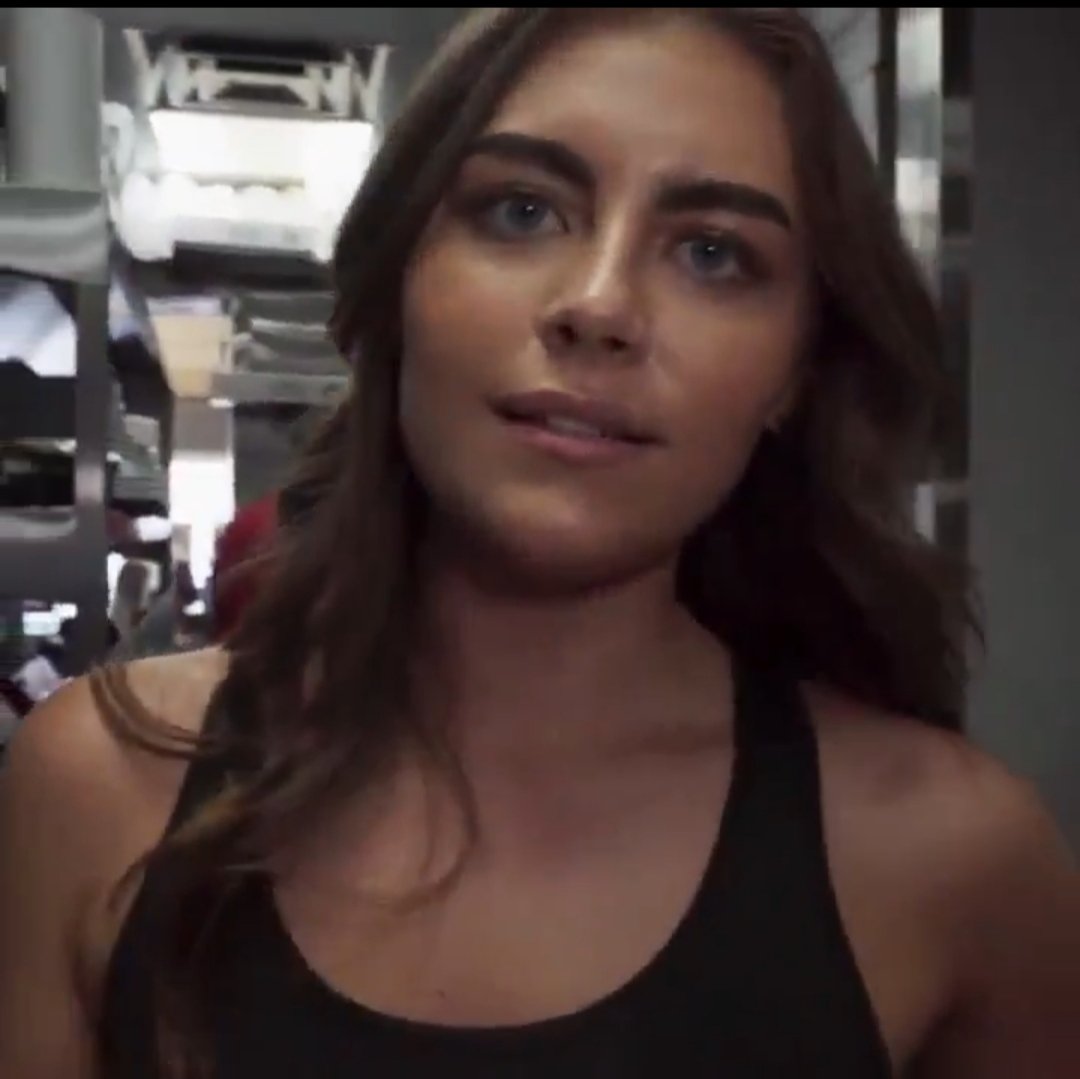 ItsKrishClips's tweet photo. @AmZCompGG @cumsdesire1 @unbrokenhr @IdentifyPorn Female Name : Selina Bentz
Scene : MOFOS
Video Name : Sex on the Side https://t.co/kbhMiN7fwc